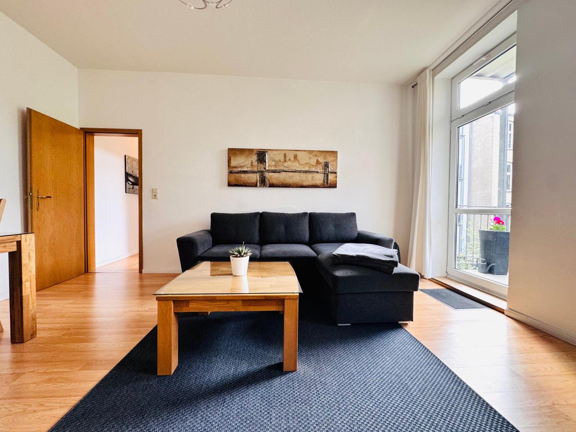 Attraktive Wohnung Im Schoenen Hinterhof シュヴェリーン エクステリア 写真